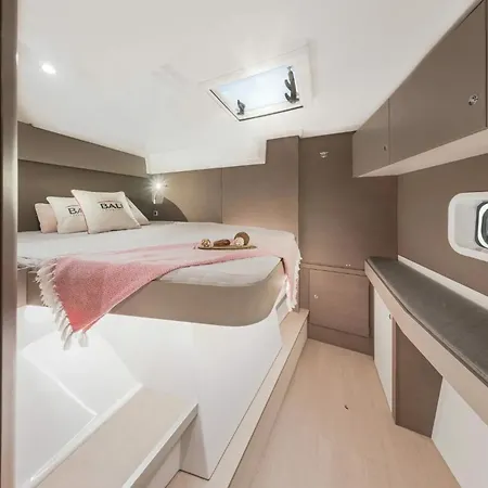 Botel Sicily By Catamaran