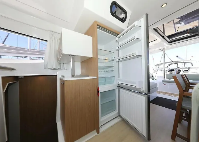 Botel Sicily By Catamaran Palermo