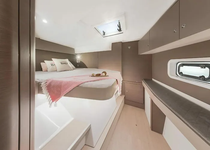 Botel Sicily By Catamaran